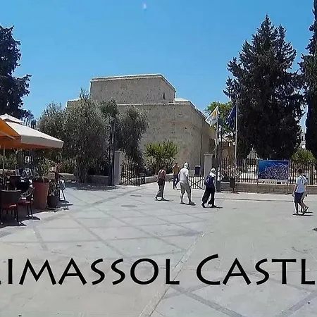 公寓 Diana 利马索尔